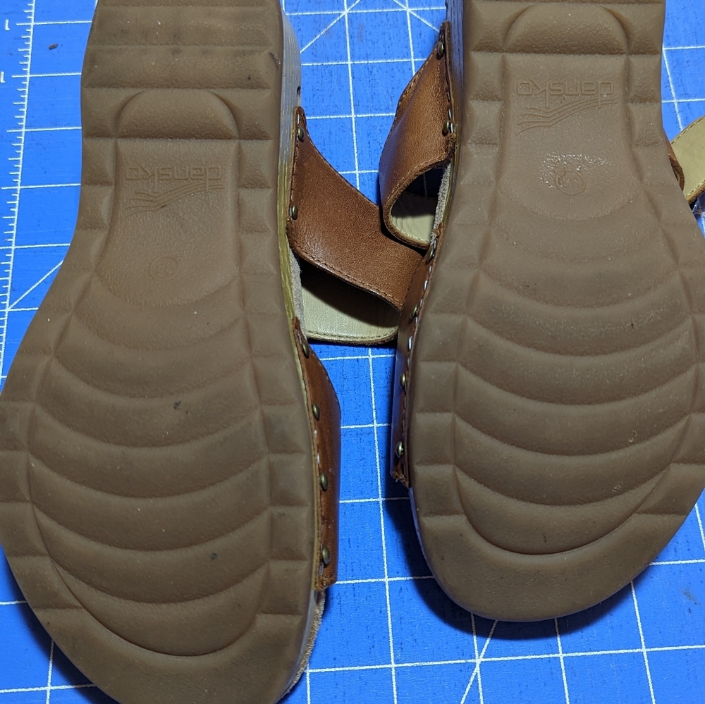 Dansko Clogs Slides Leather Camel - image 4